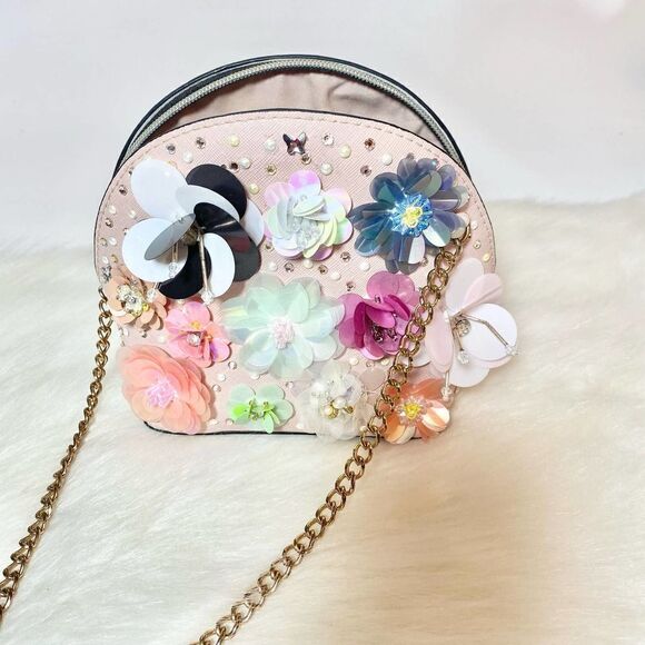 Chasing Heaven Custom Flower Bag with Swarovski Crystals - Picture 4 of 12